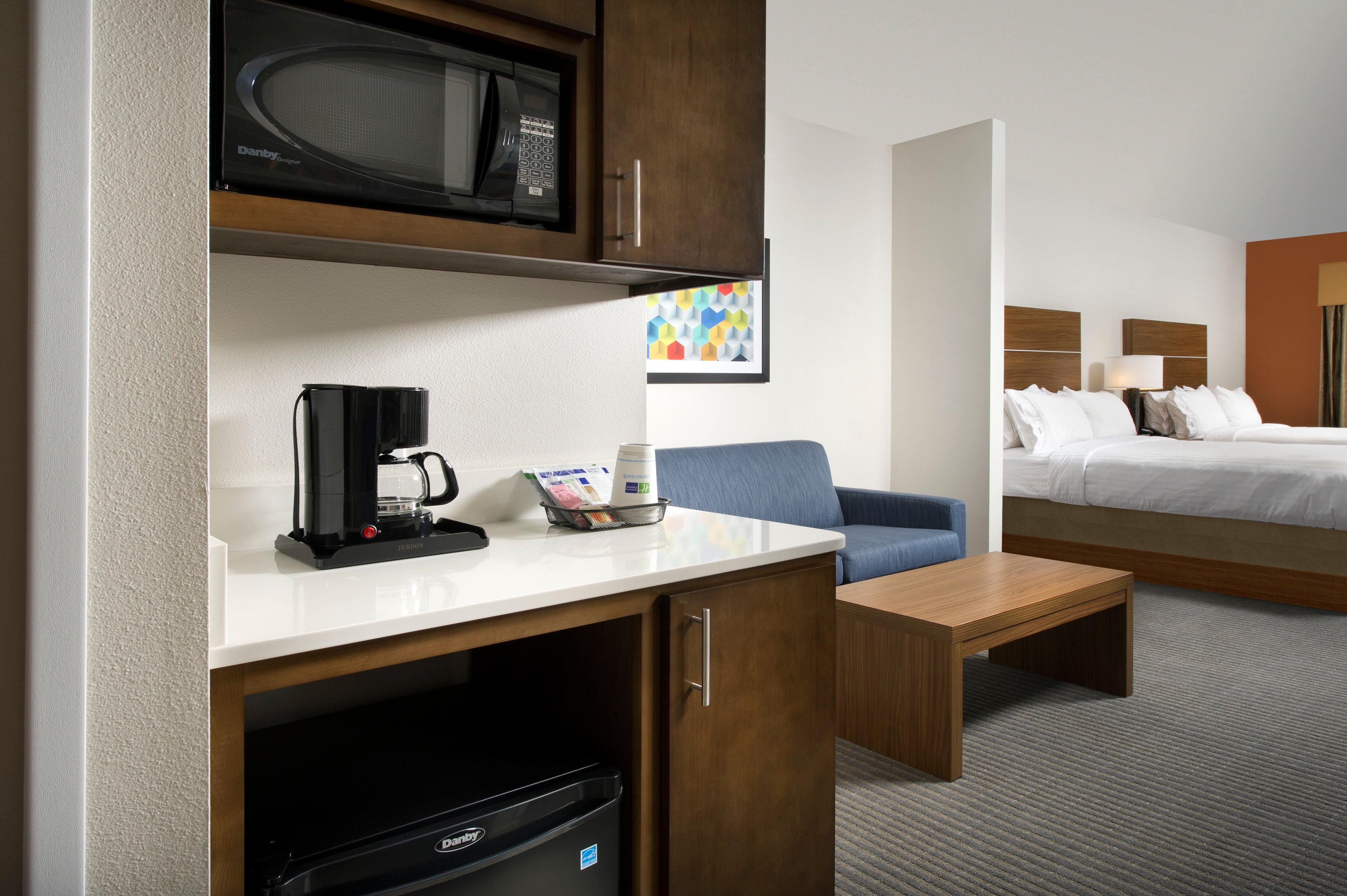 Holiday Inn Express & Suites Bay City By Ihg Buitenkant foto