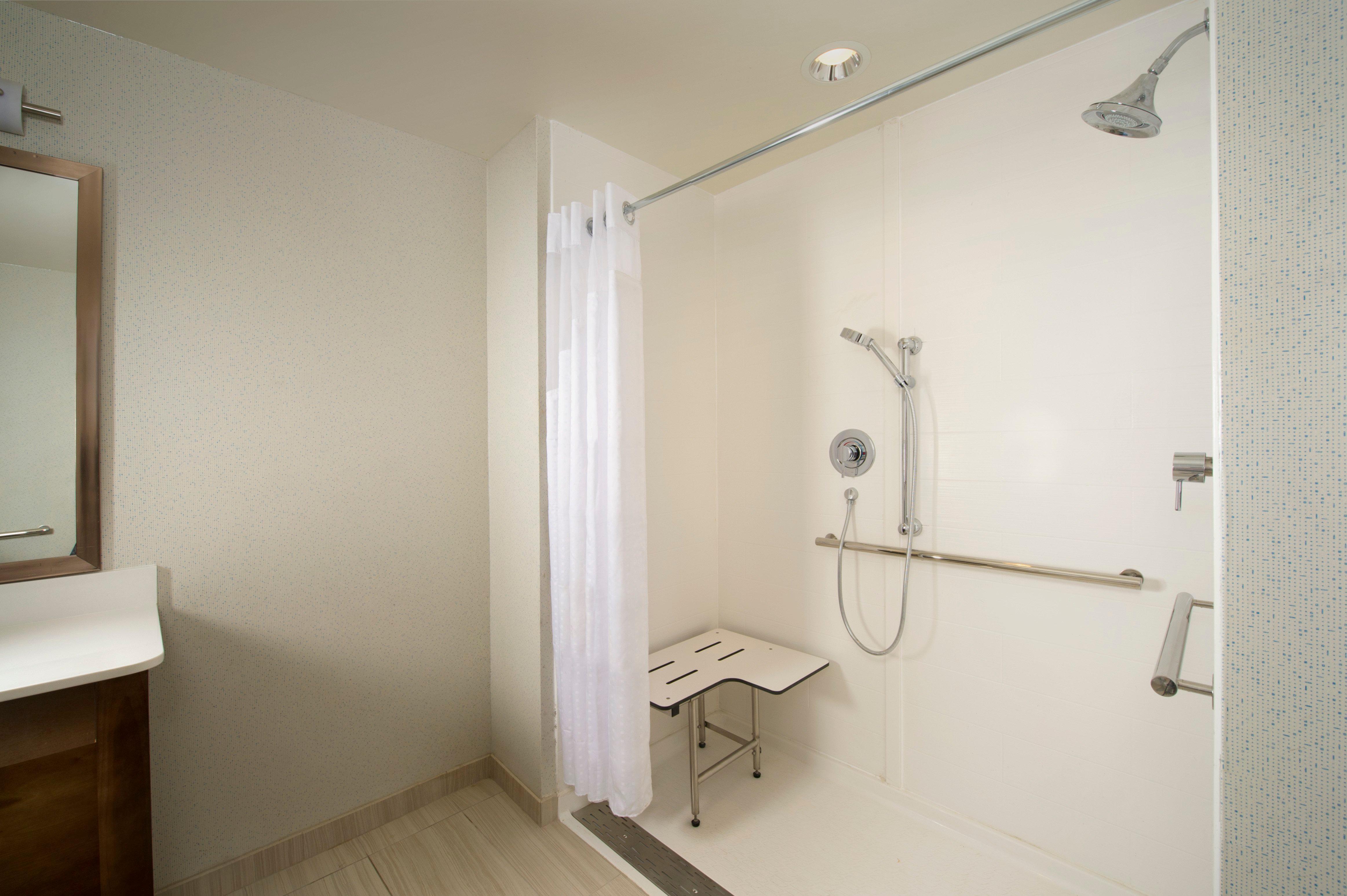 Holiday Inn Express & Suites Bay City By Ihg Buitenkant foto